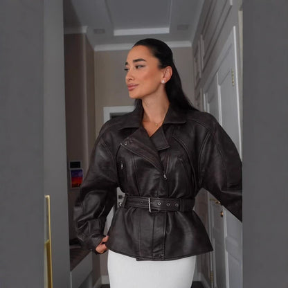 Veste en cuir tendance avec ceinture